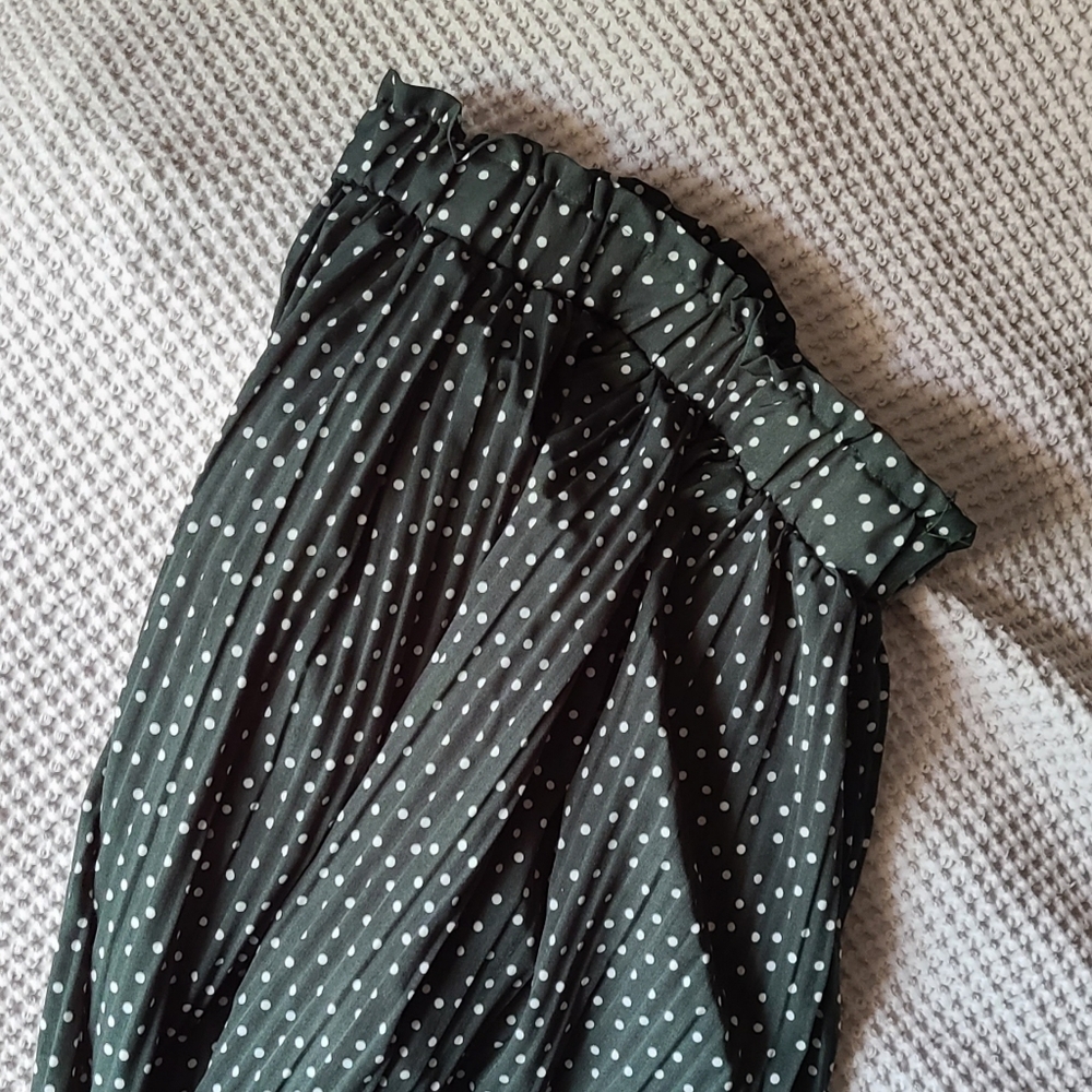 Midi Skirt with Pockets